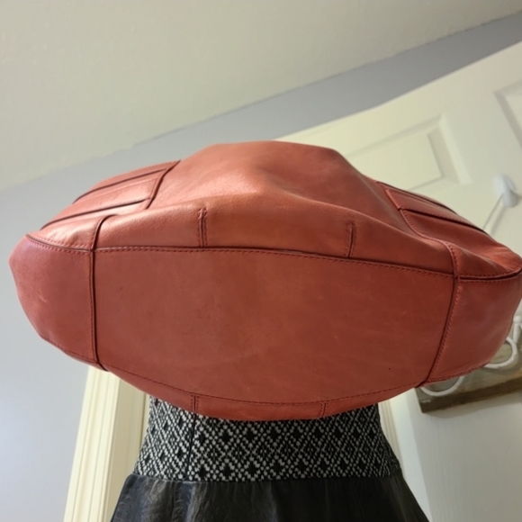 Cole Haan Vintage Red Genuine Leather Handbag Shoulderbag - Picture 4 of 15